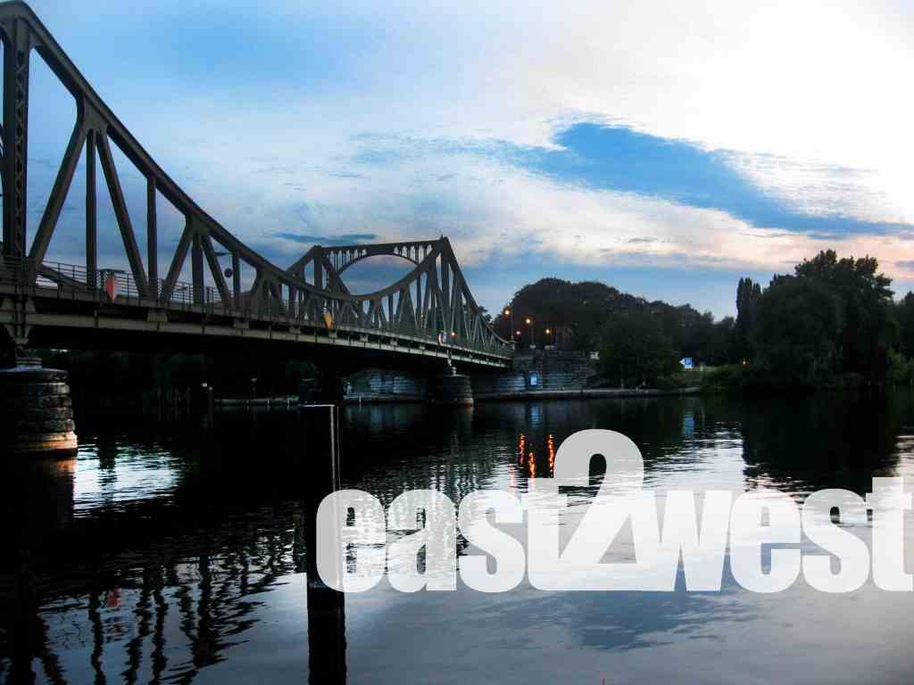 glienicker-bruecke Die havel zwischen berlin und brandenburg